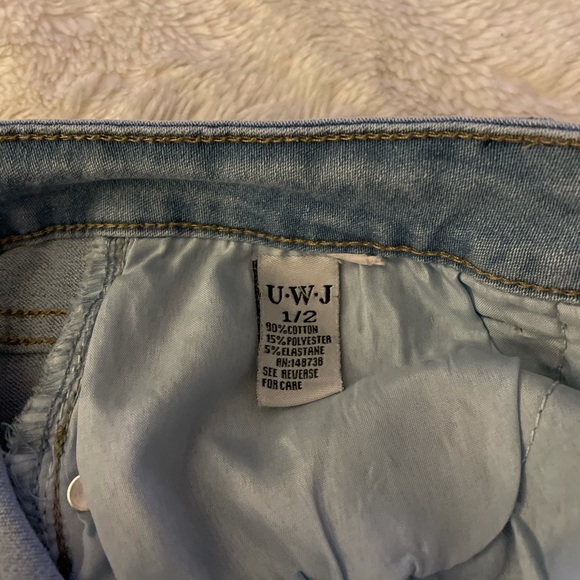 Jeans - Picture 2 of 4